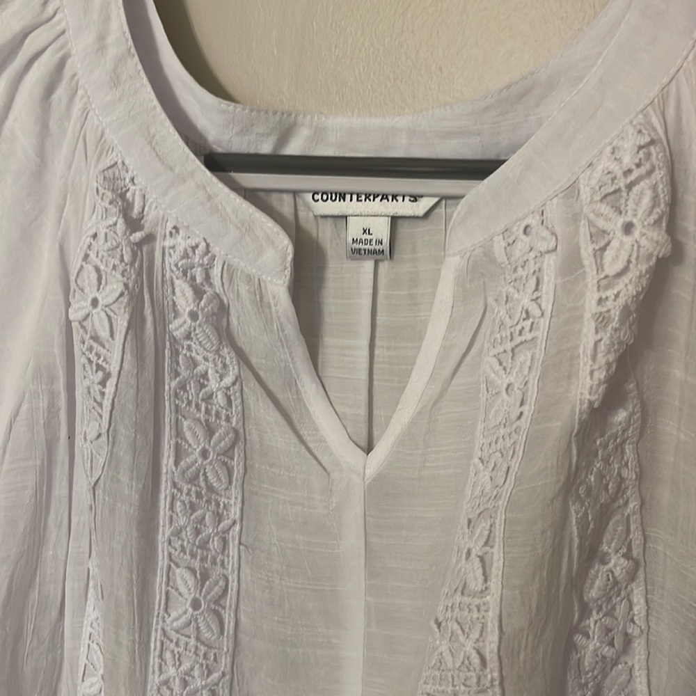 Light, flowy cotton top with split neck